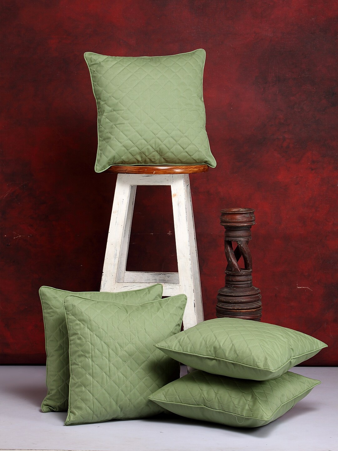 

Clasiko Green Set of 5 Solid Square Cushion Covers