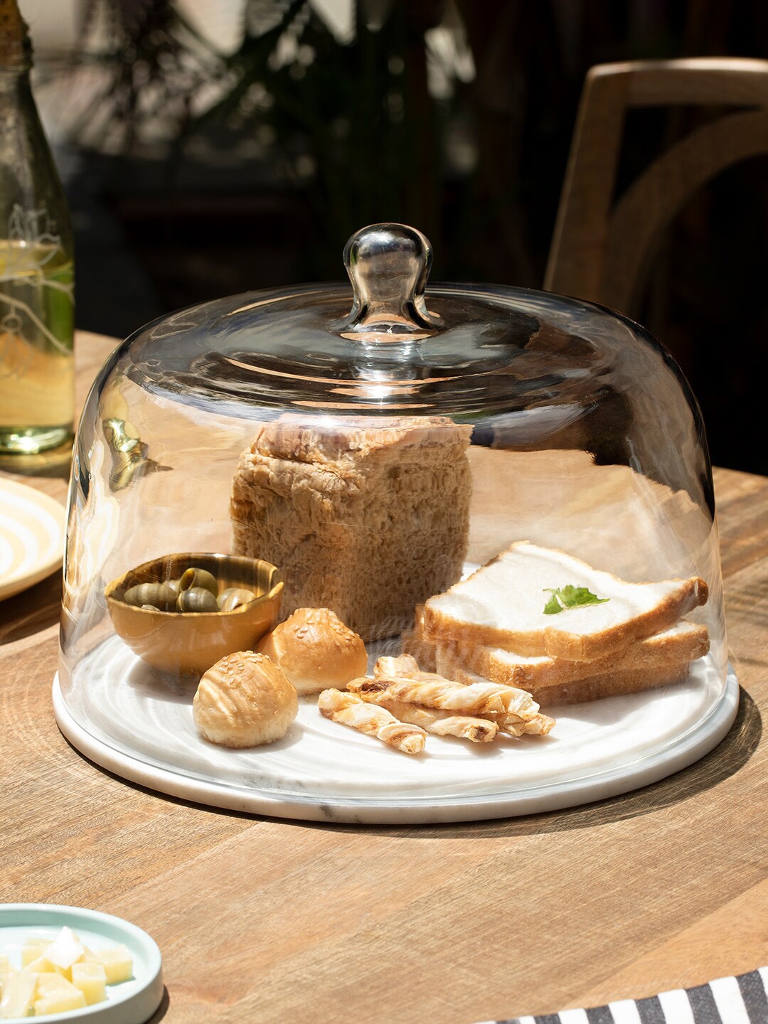 

ellementry Transparent Shaye Glass Cloche