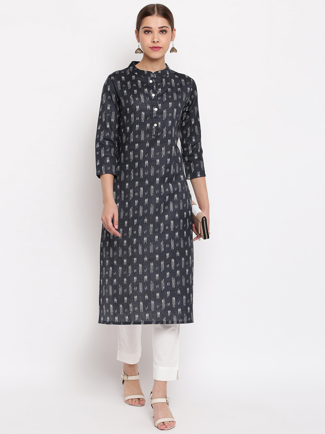 

Janasya Women Grey & White Printed Straight Kurta
