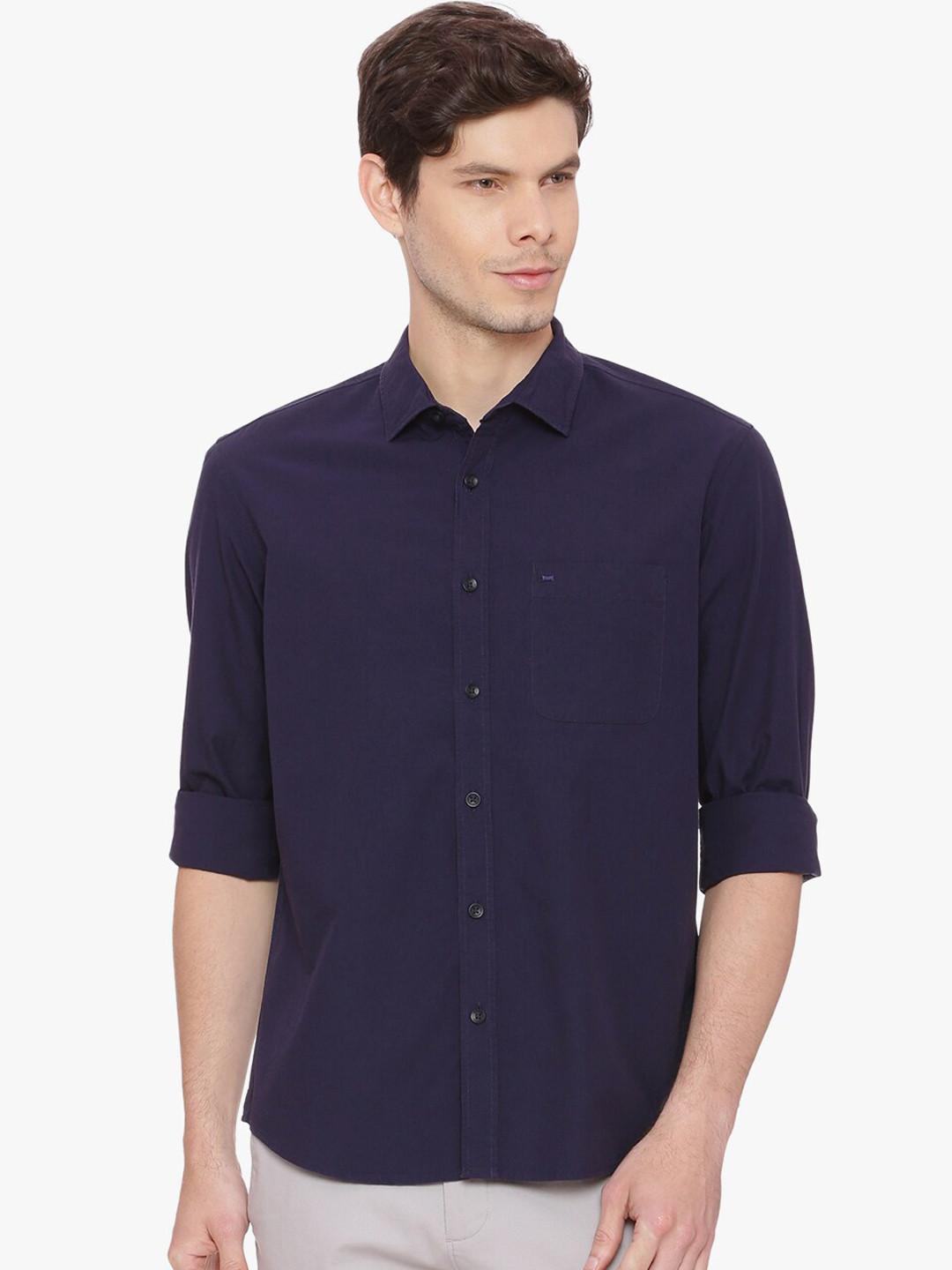 

Basics Men Navy Blue Slim Fit Solid Casual Shirt