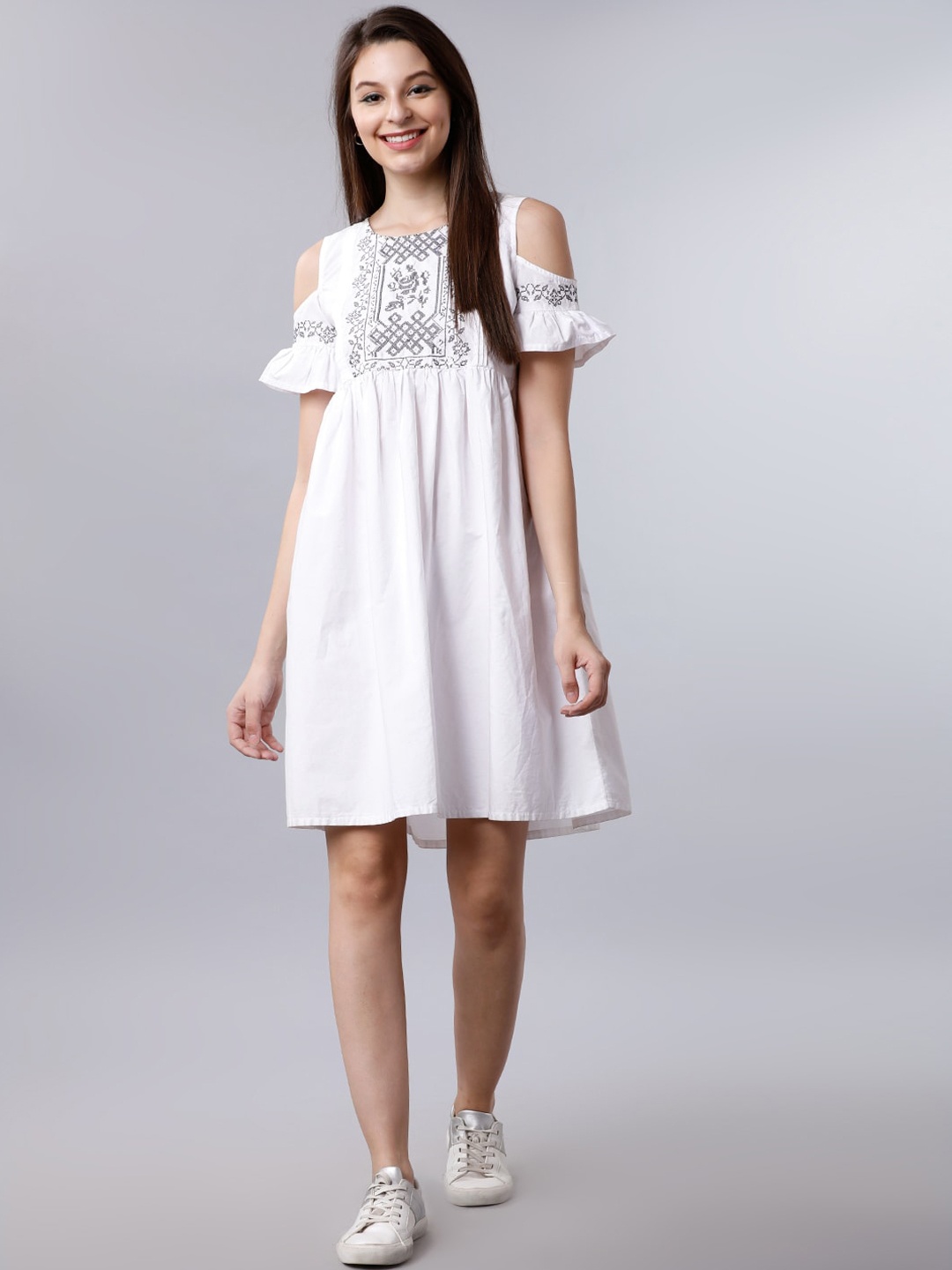 

Tokyo Talkies Women White Self Design Fit and Flare Dress