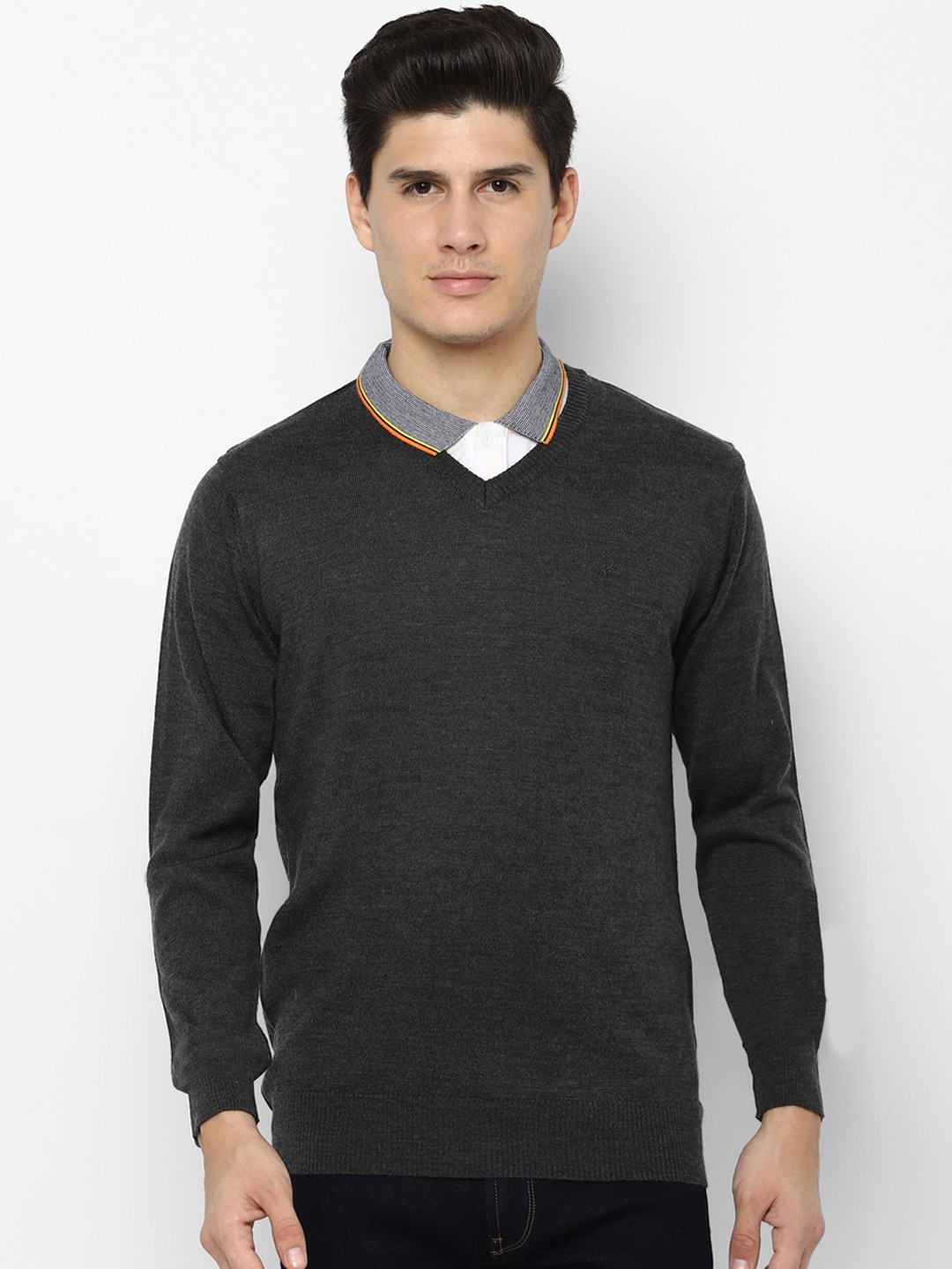 

Allen Solly Men Grey Solid Pullover Sweater