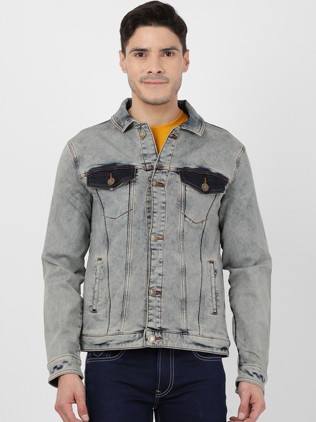

Llak Jeans Men Blue Solid Denim Jacket