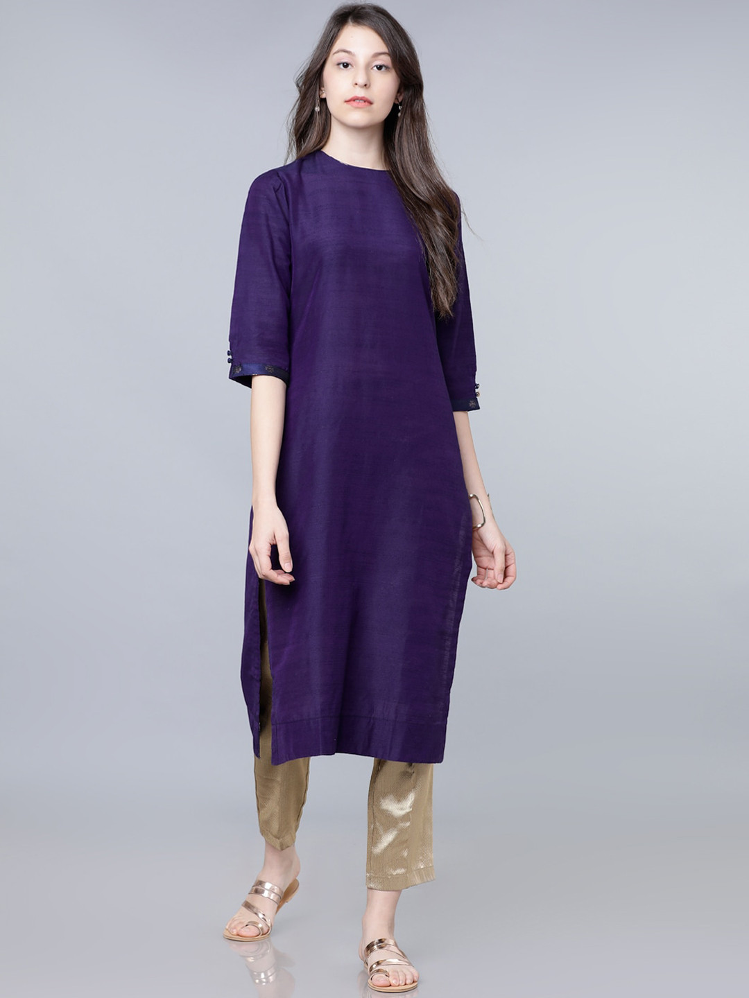

Vishudh Women Purple Solid Straight Kurta