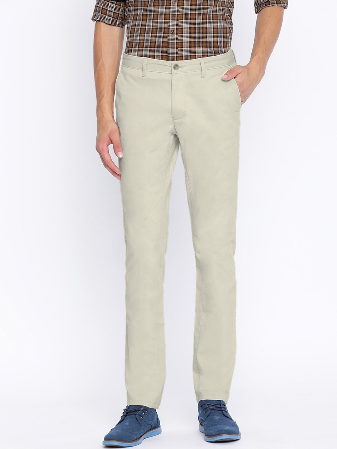 

Basics Men Beige Tapered Fit Solid Regular Trousers