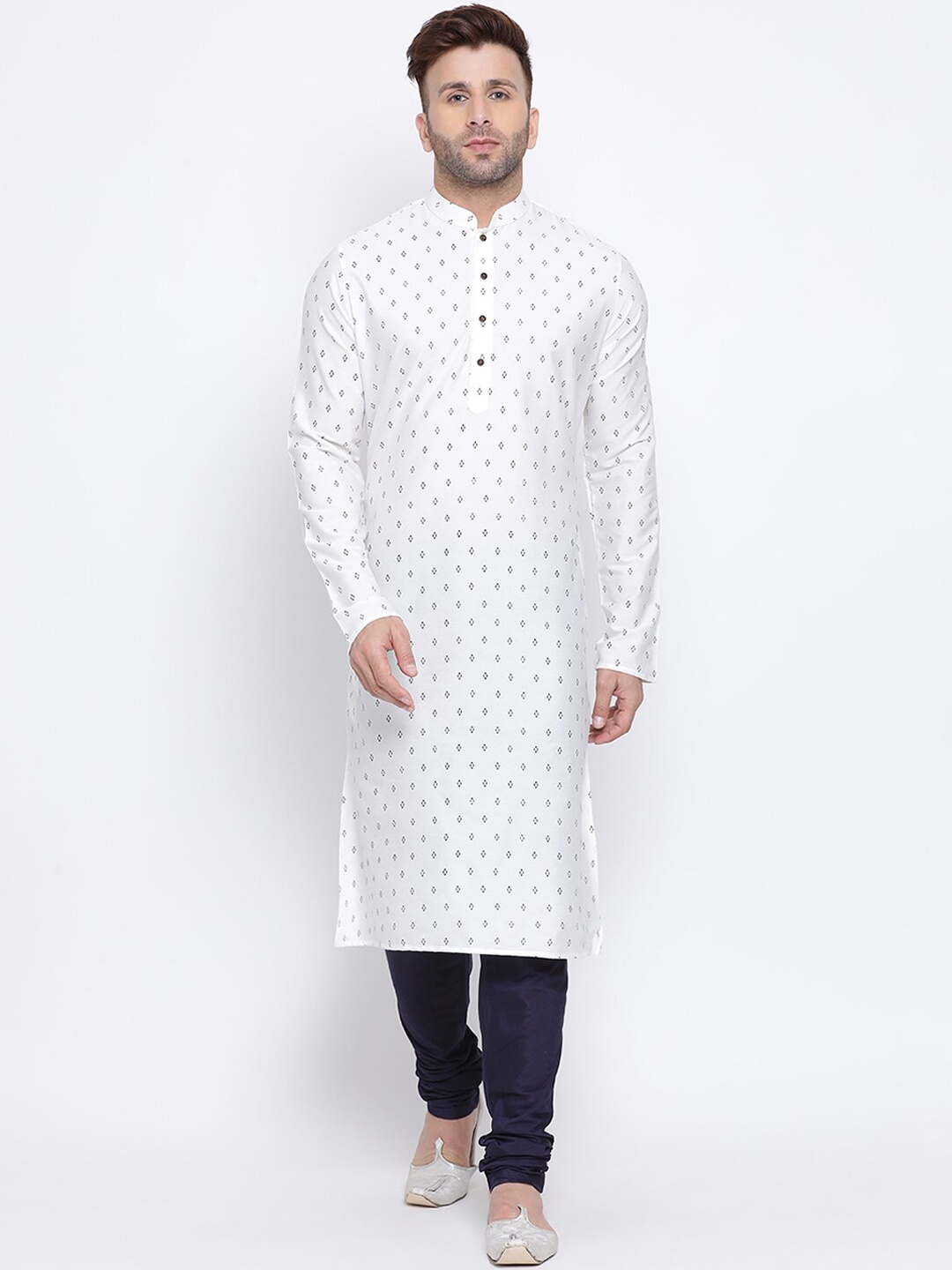 

NAMASKAR Men White & Navy Blue Cotton Blend Printed Kurta with Churidar