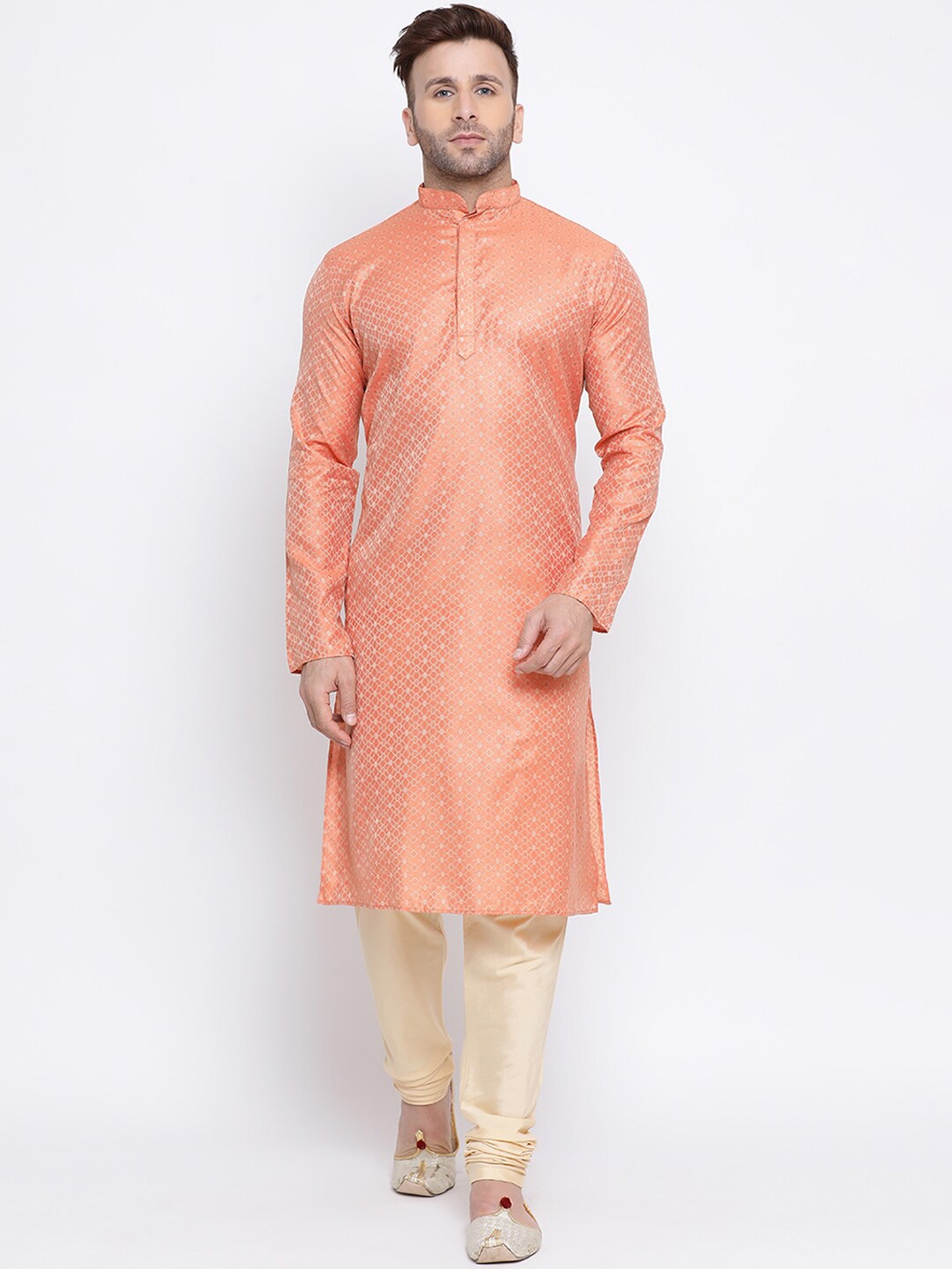 

NAMASKAR Men Orange & Gold-Toned Jacquard Self Design Kurta with Churidar