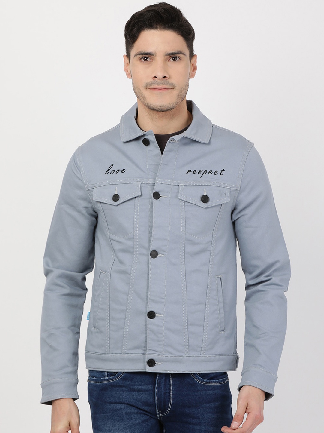 

Llak Jeans Men Grey Solid Denim Jacket