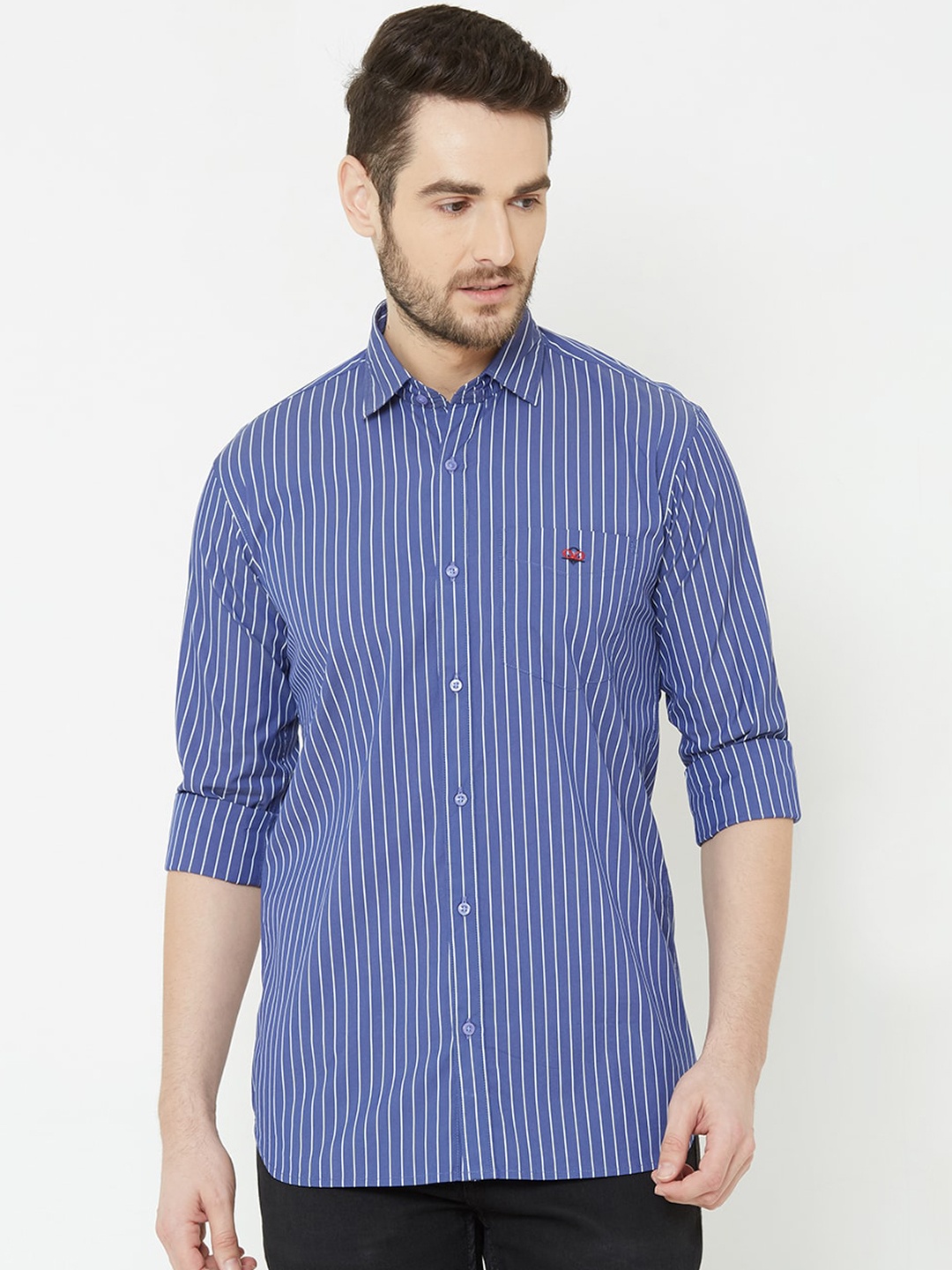 

Donzell Men Blue & Off-White Regular Fit Striped Casual Shirt