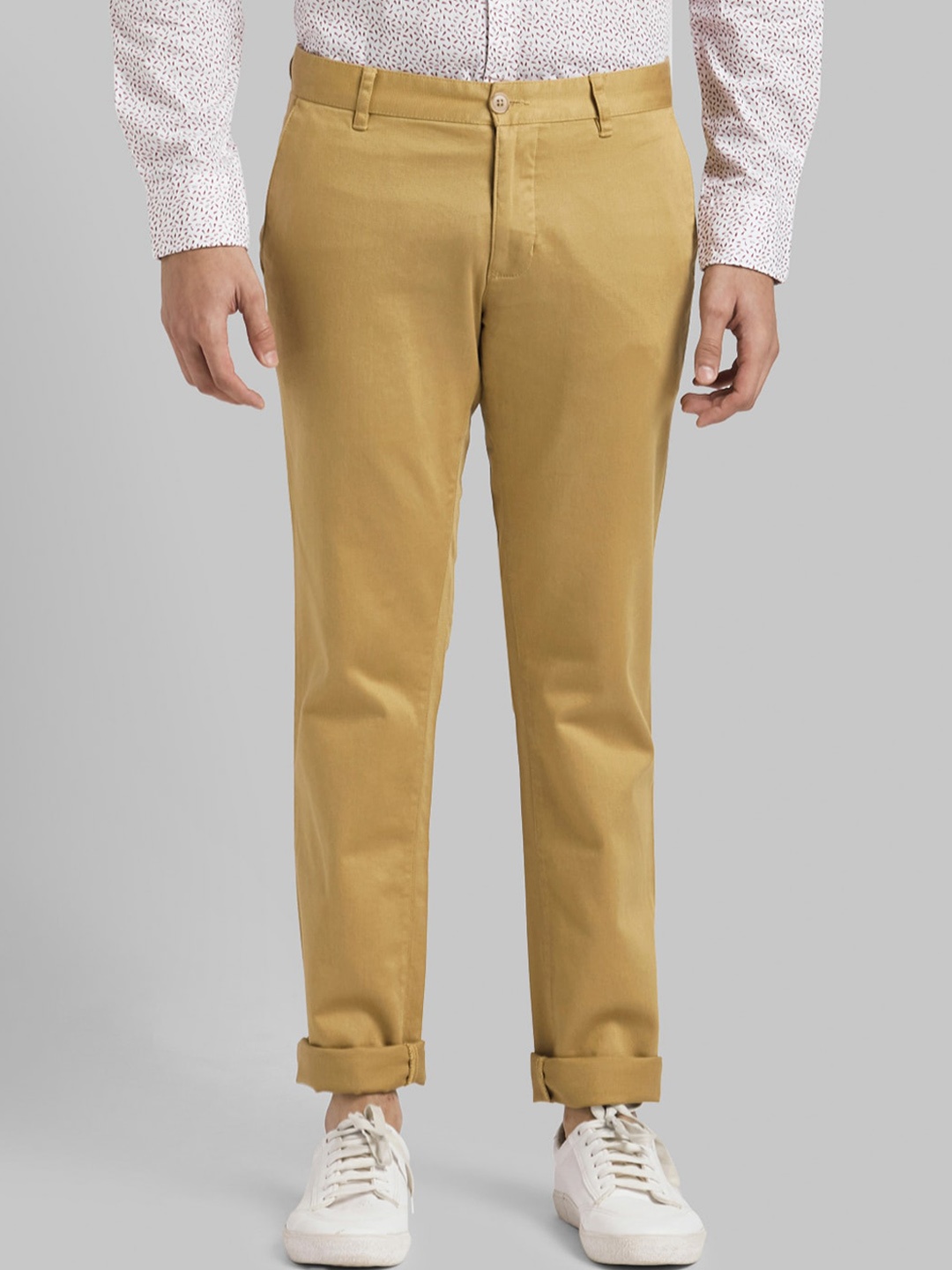 

Parx Men Khaki Tapered Fit Solid Regular Trousers
