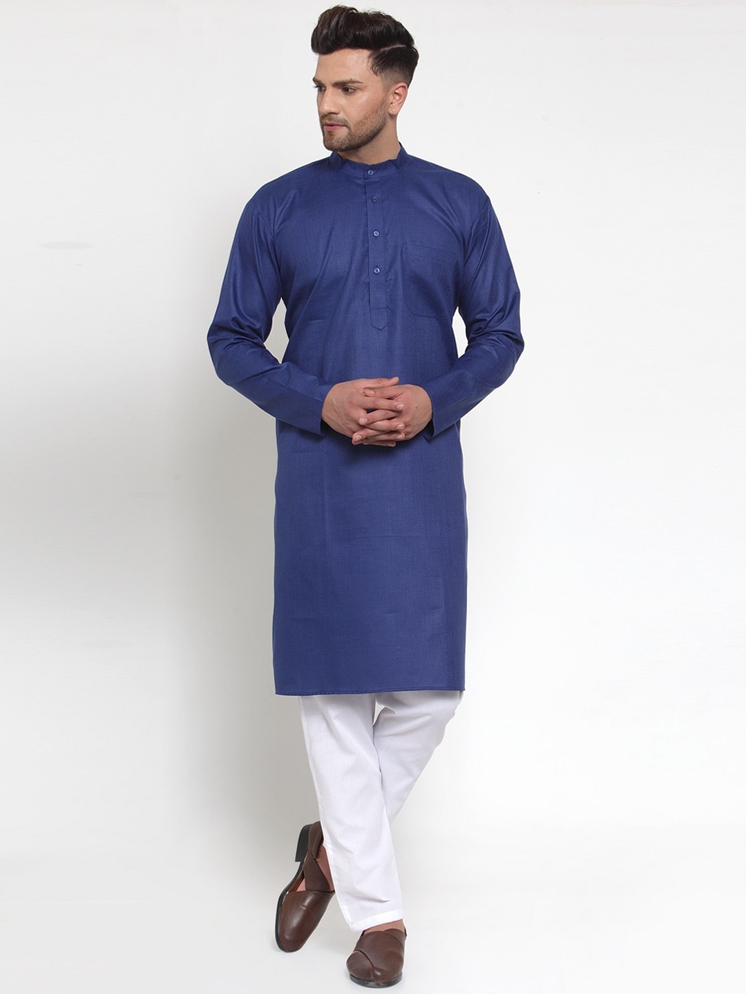 

Jompers Men Blue & White Solid Kurta with Pyjamas