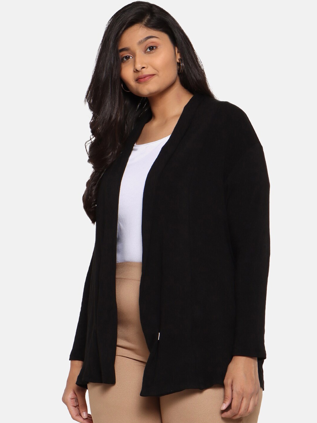 

The Pink Moon Women Black Solid Front-Open Shrug