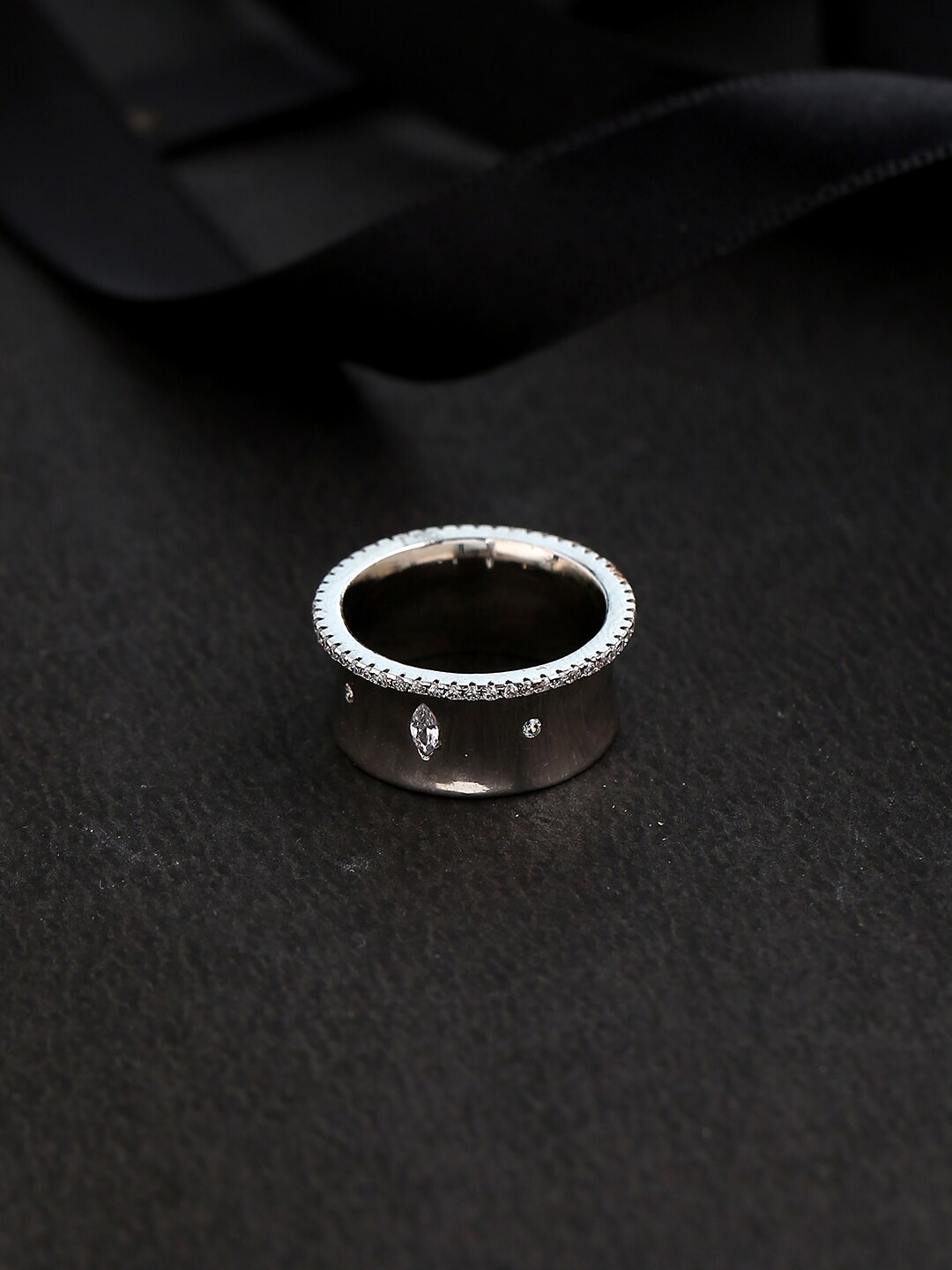 

Voylla Silver-Plated White CZ-Studded Handcrafted Finger Ring