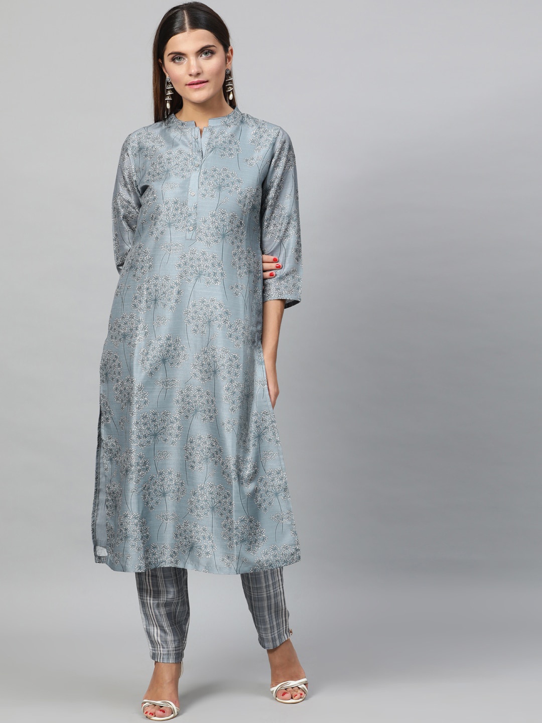 

STREET 9 Women Blue Printed Kurta with Trousers