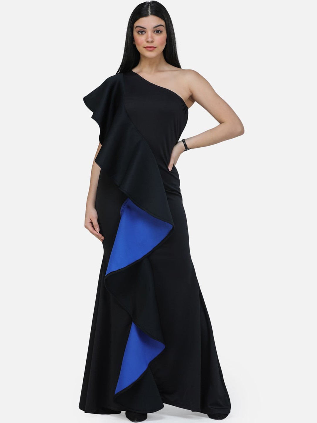 

SCORPIUS Women Black & Blue Colourblocked Maxi Dress