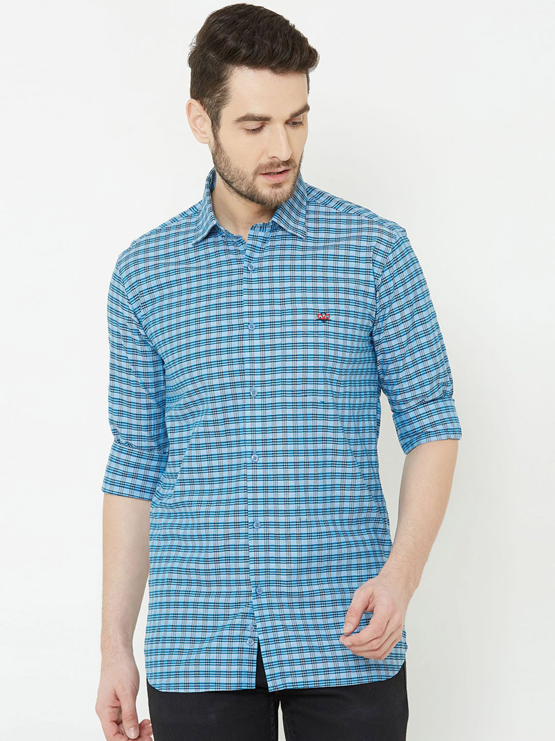 

Donzell Men Blue Comfort Regular Fit Checked Casual Shirt