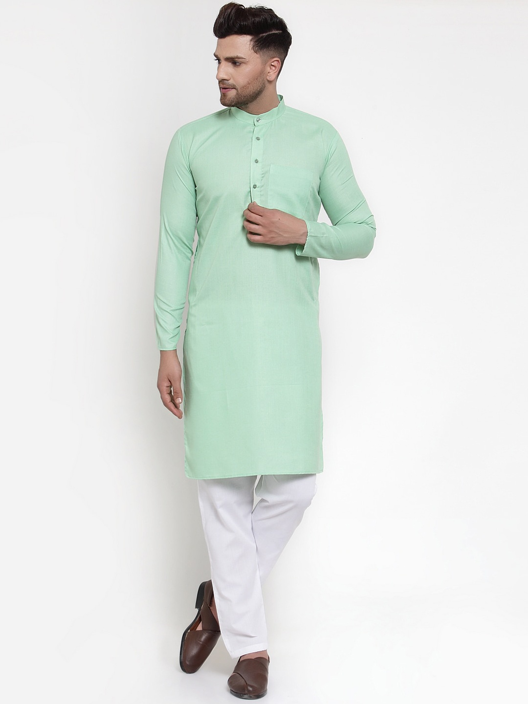 

Jompers Men Green & White Solid Kurta with Pyjamas