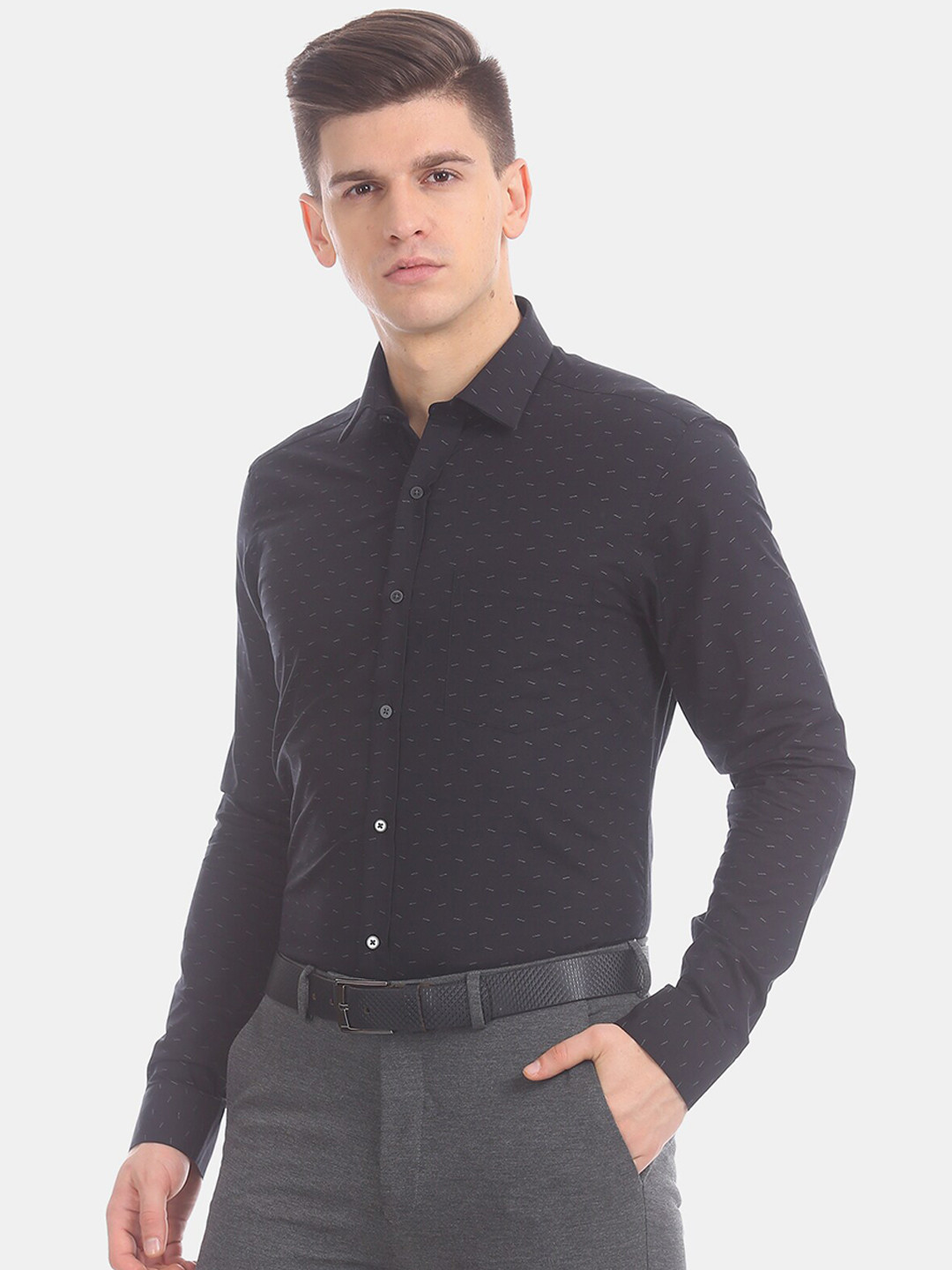 

Arrow Men Black Slim Fit Printed Formal Shirt