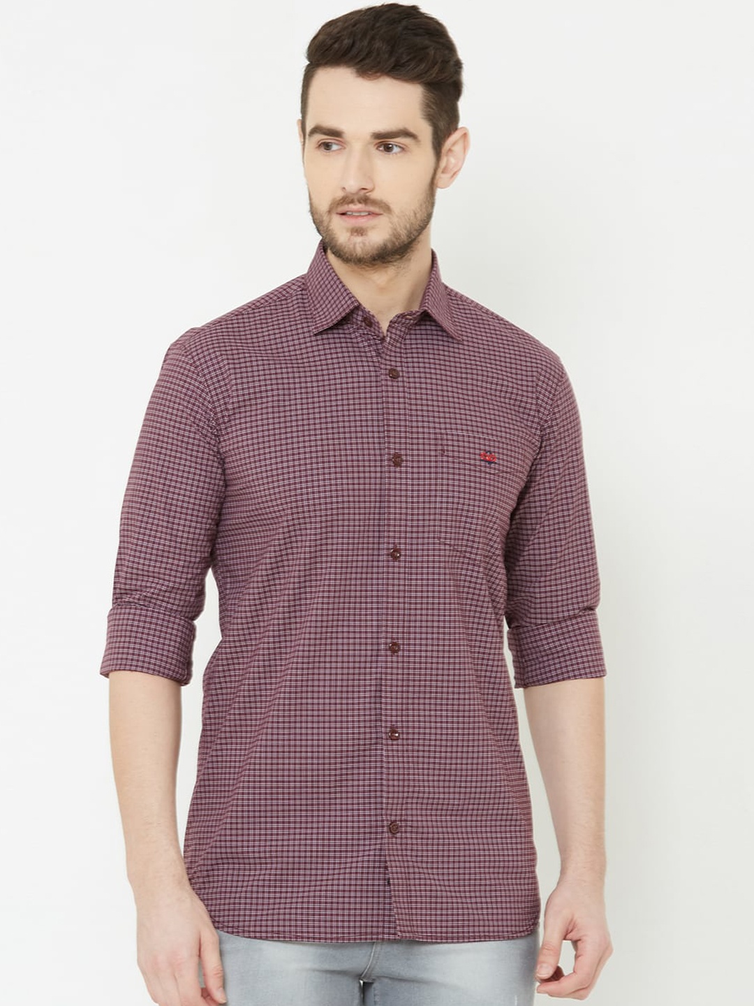 

Donzell Men Brown & Off-White Regular Fit Checked Casual Shirt