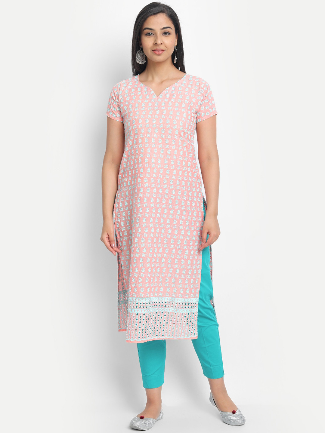 

7Threads Women Peach-Coloured Embroidered Straight Kurta