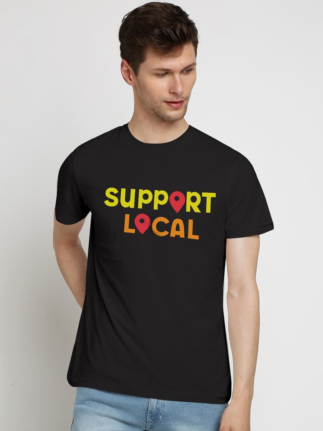 

THREADCURRY Men Black Printed Round Neck T-shirt