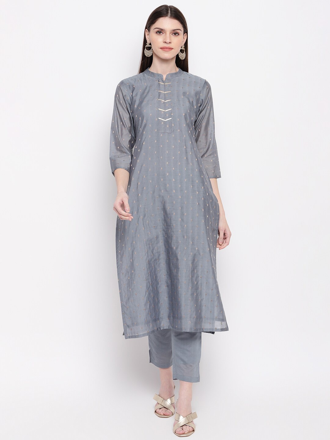 

Janasya Women Grey Woven Design Kurta with Trousers
