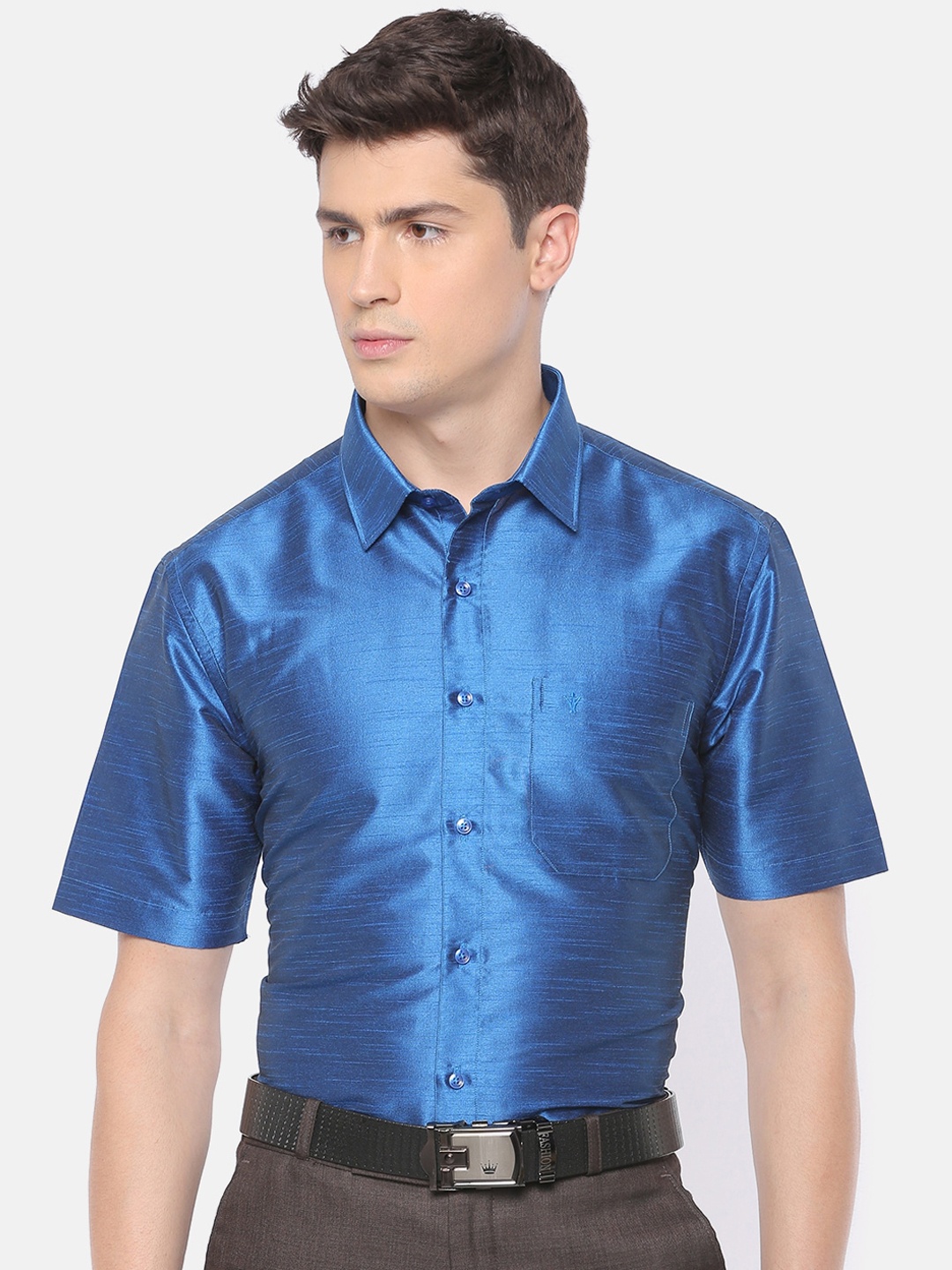 

Ramraj Men Blue Regular Fit Solid Party Shirt