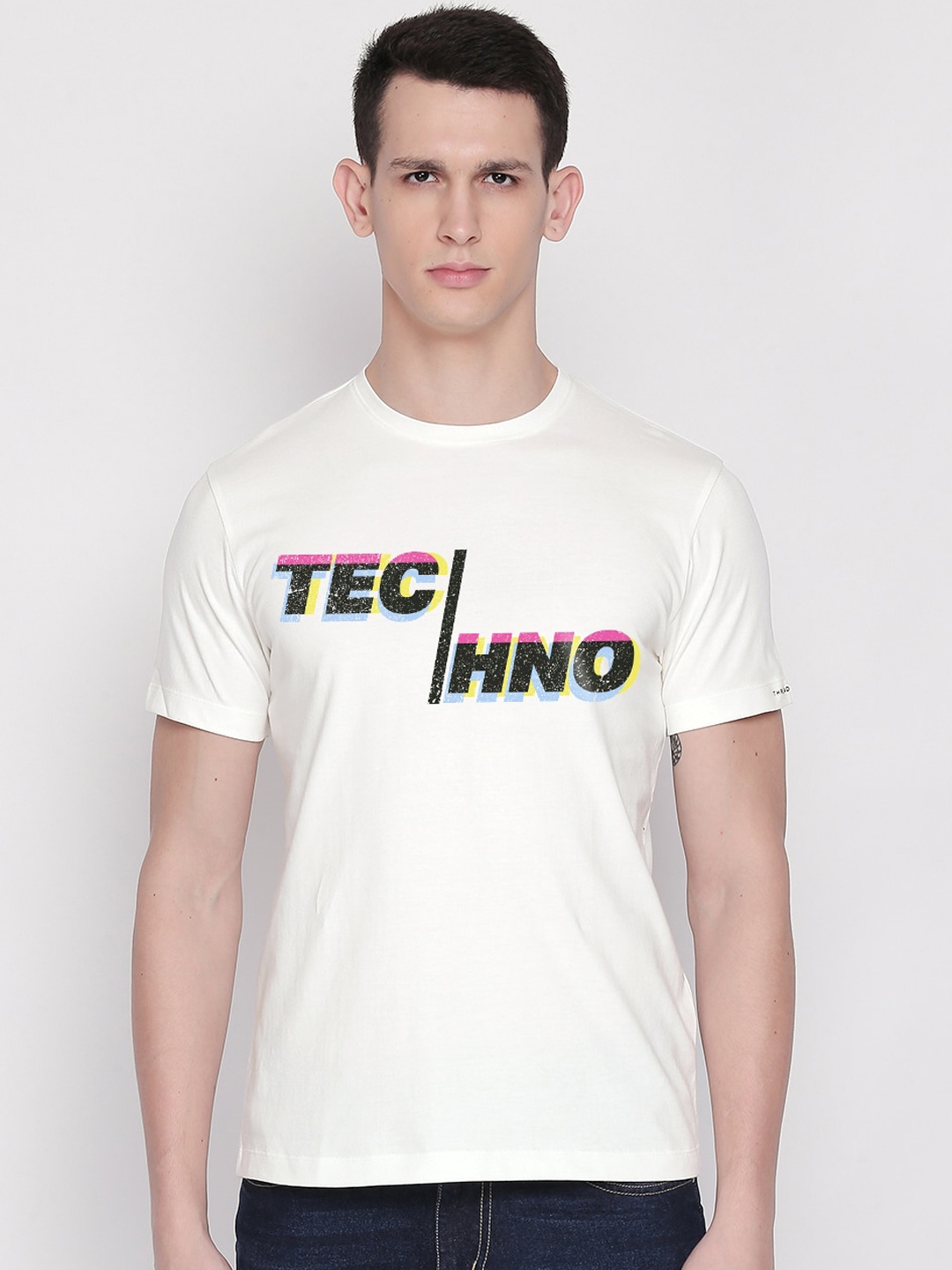 

THREADCURRY Men White Printed Round Neck T-shirt