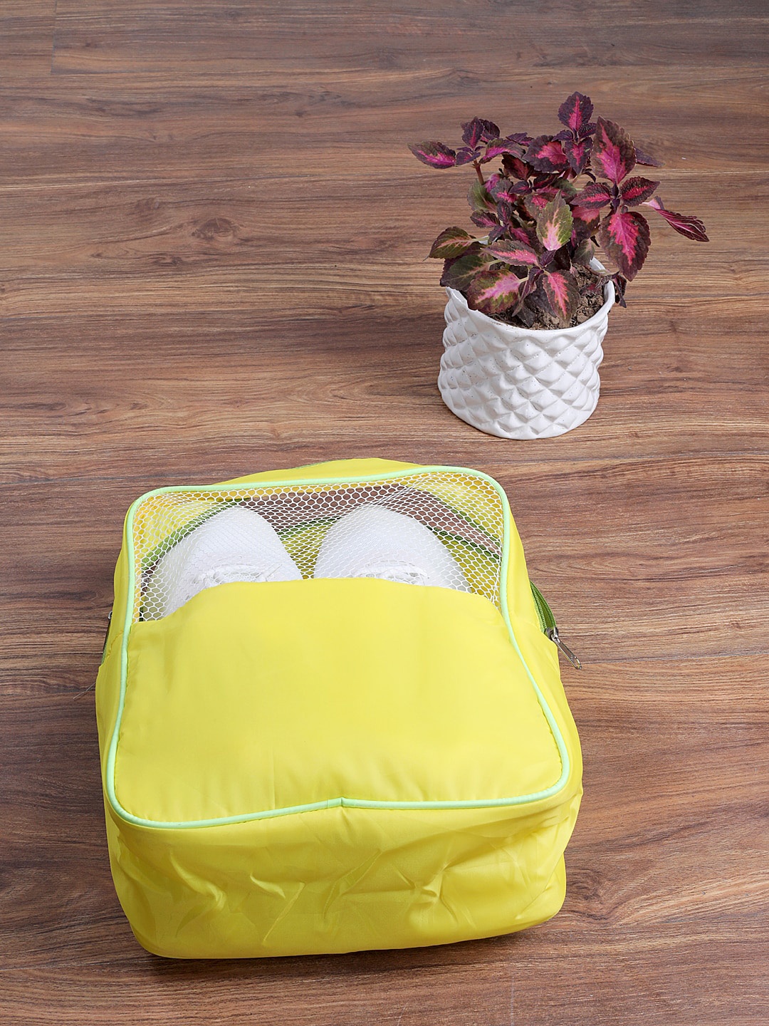 

My Gift Booth Yellow & Lime Green Solid Sustainable Shoe Organiser