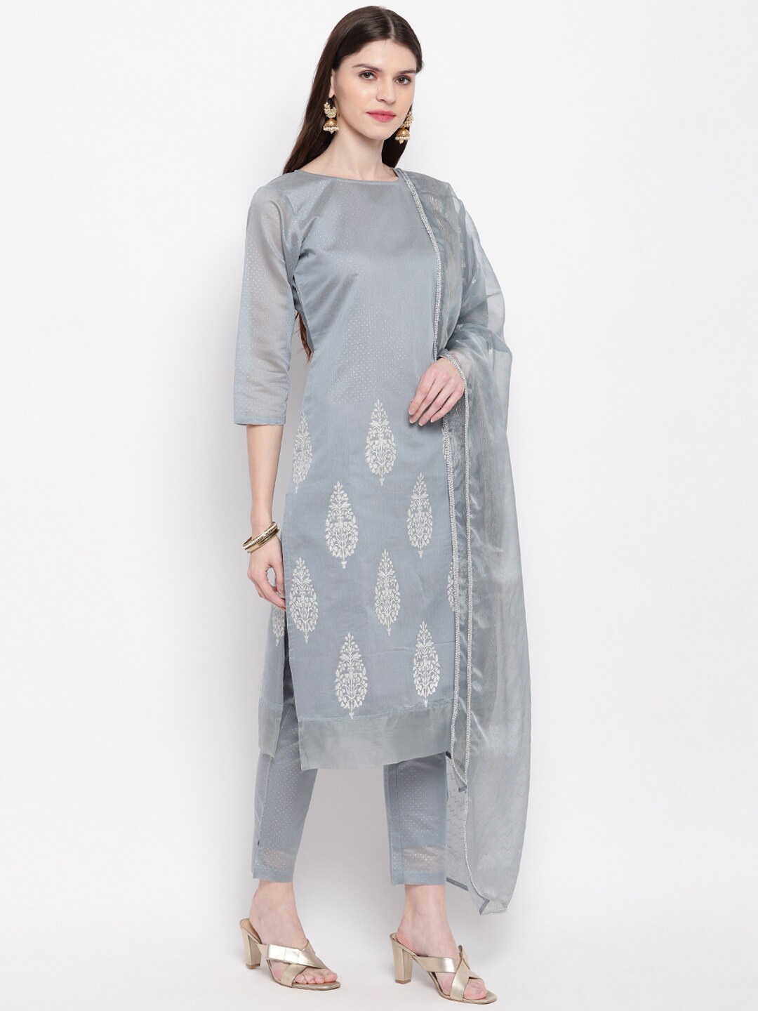 

Janasya Women Grey & Silver-Toned Printed Kurta with Trousers & Dupatta