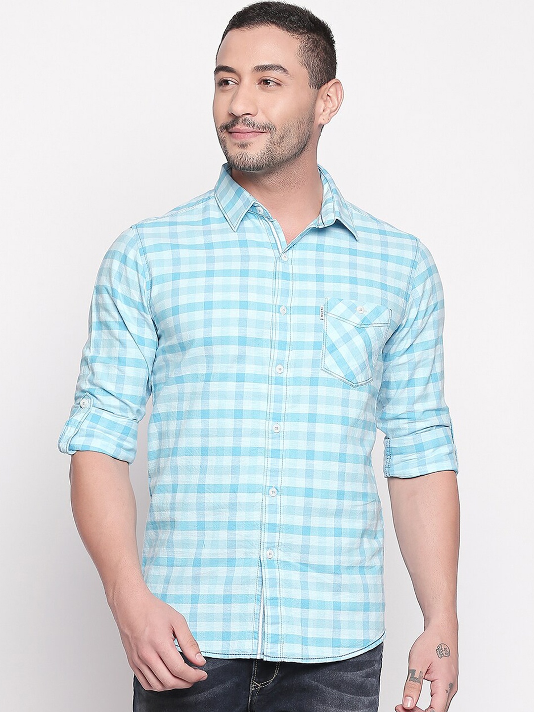 

Mufti Men Turquoise Blue Slim Fit Checked Casual Shirt