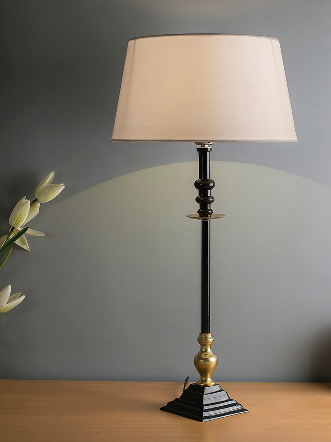 

Homesake Gold-Toned & Black Solid Riveria Table Lamp