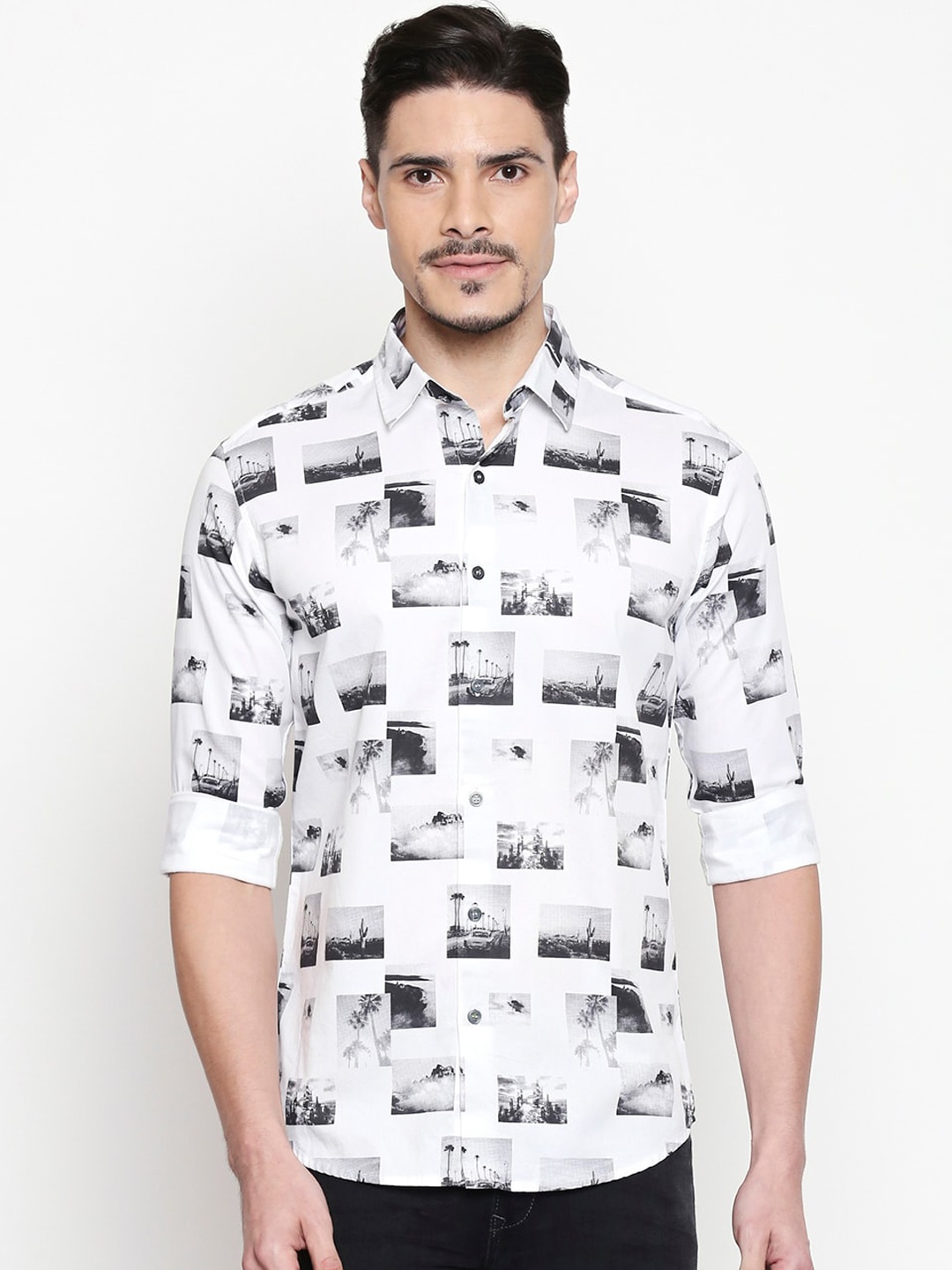 

Mufti Men White Slim Fit Printed Casual Shirt