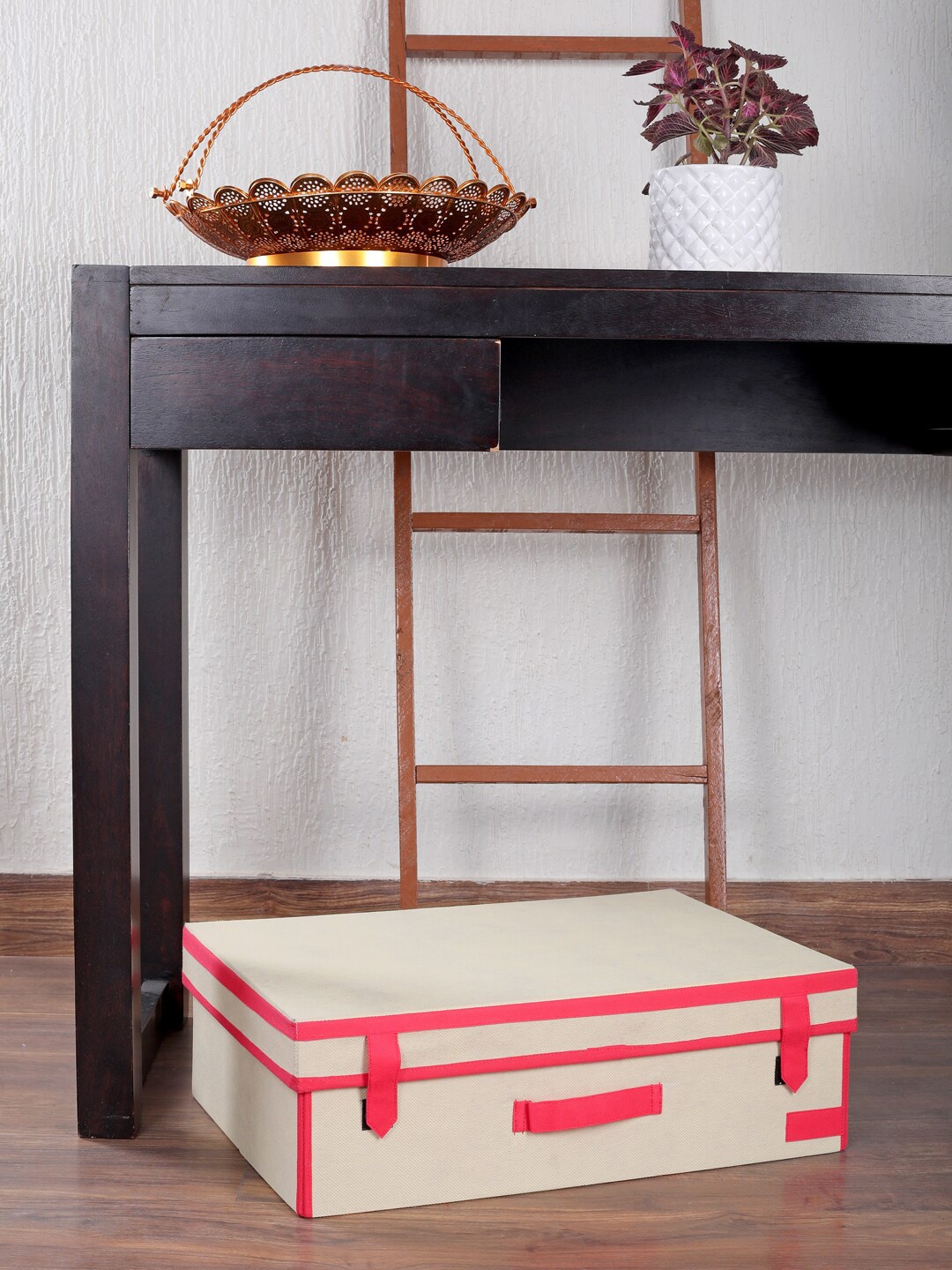 

My Gift Booth Beige & Red Solid Living Room Storage Organiser