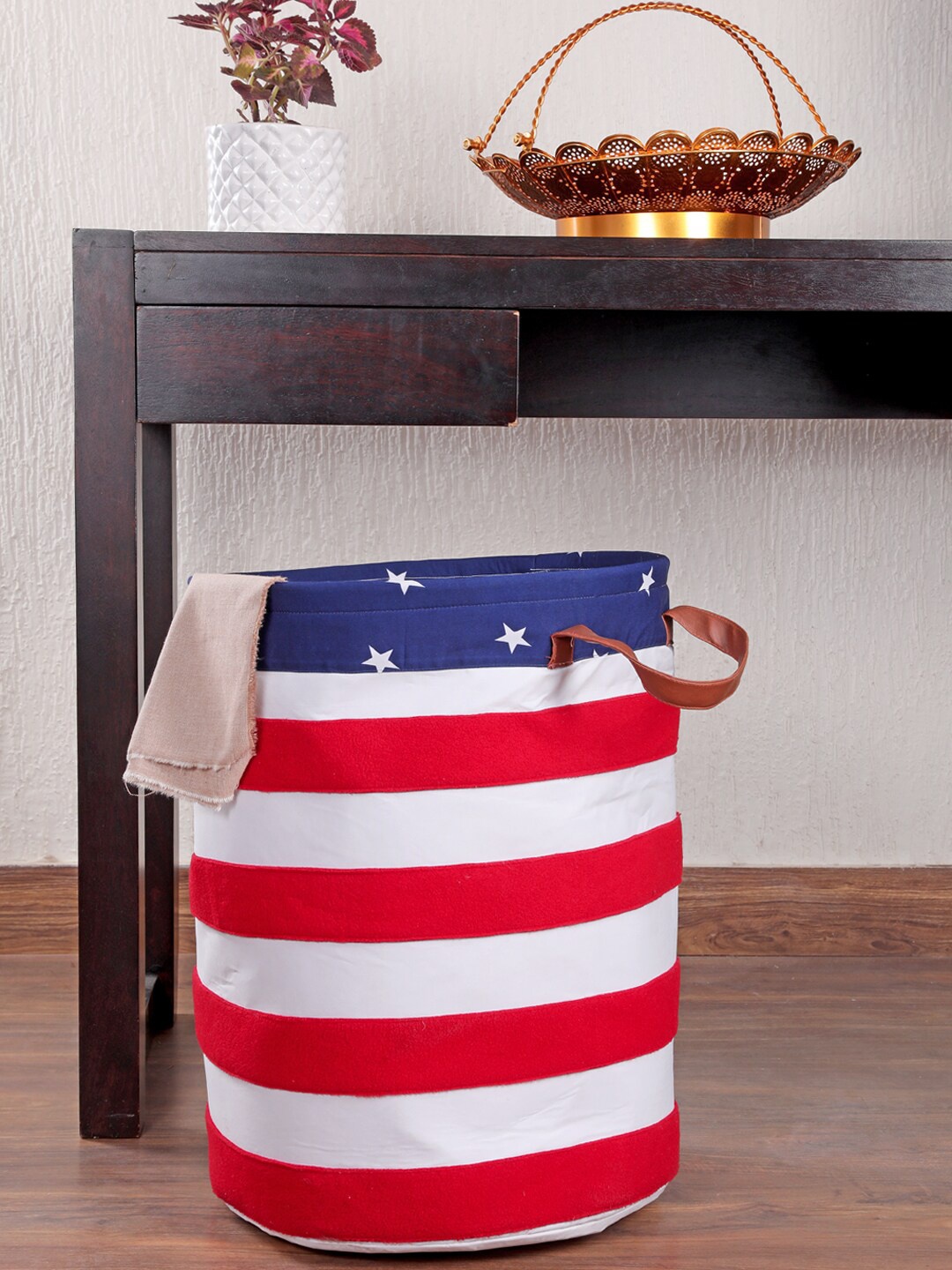 

My Gift Booth White & Red Striped Sustainable Storage Hamper