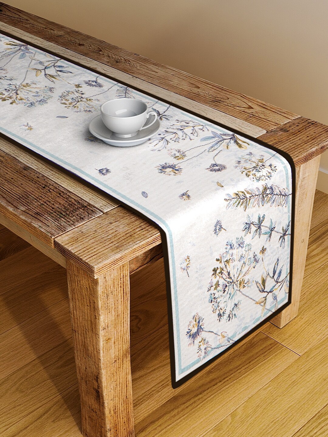 

KLOTTHE White & Blue Woven Design Table Runner