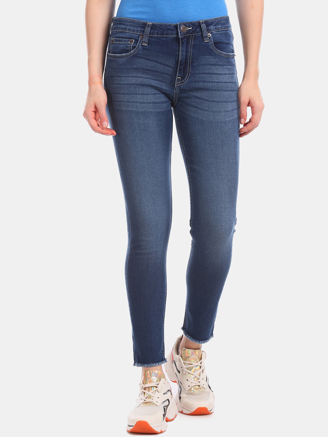

Aeropostale Women Blue Skinny Fit Mid-Rise Clean Look Jeans