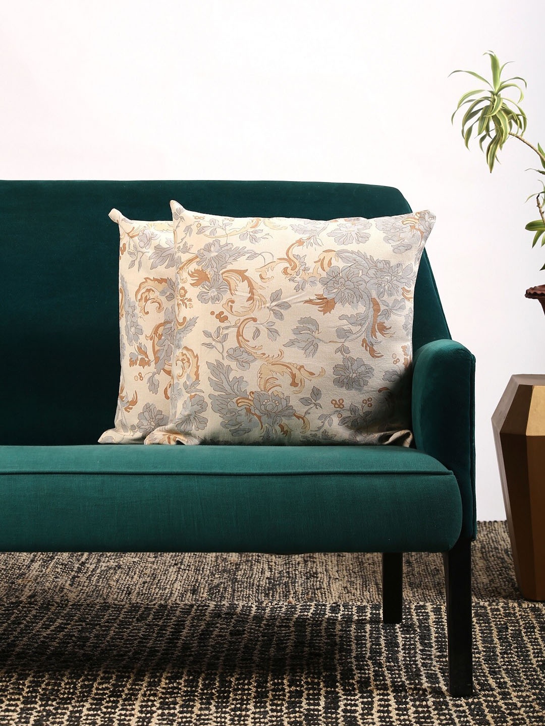 

Contrast Living Set Of 2 Beige & Grey Floral Print Square-Shape Cushion Cover