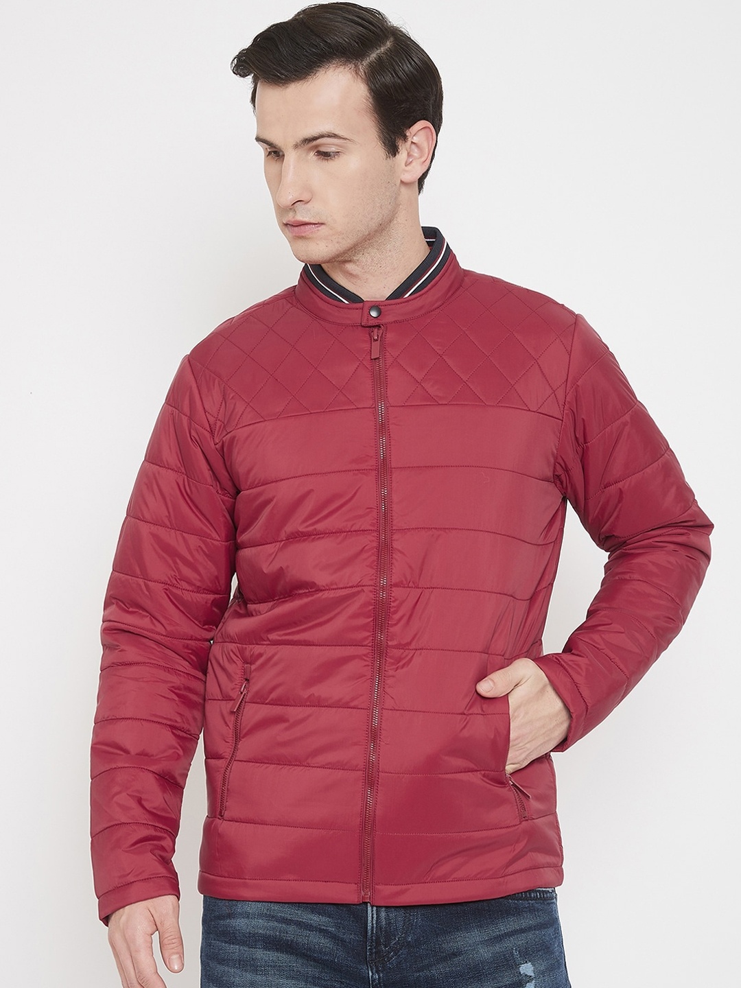 

Octave Men Red Solid Lightweight Padded Jacket
