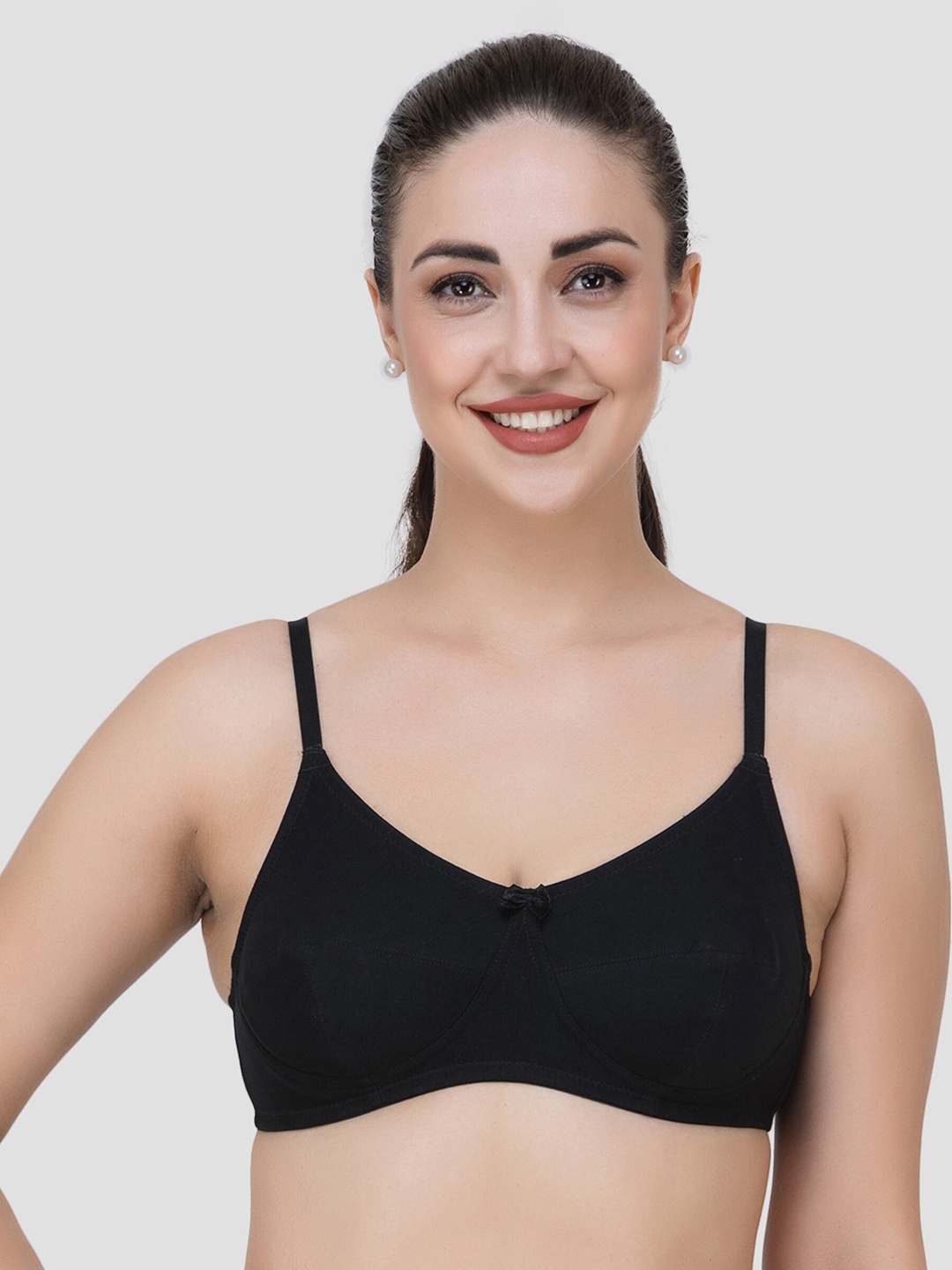 

Fasense Black Solid Non-Padded Non-Wired Everyday Bra BV007B