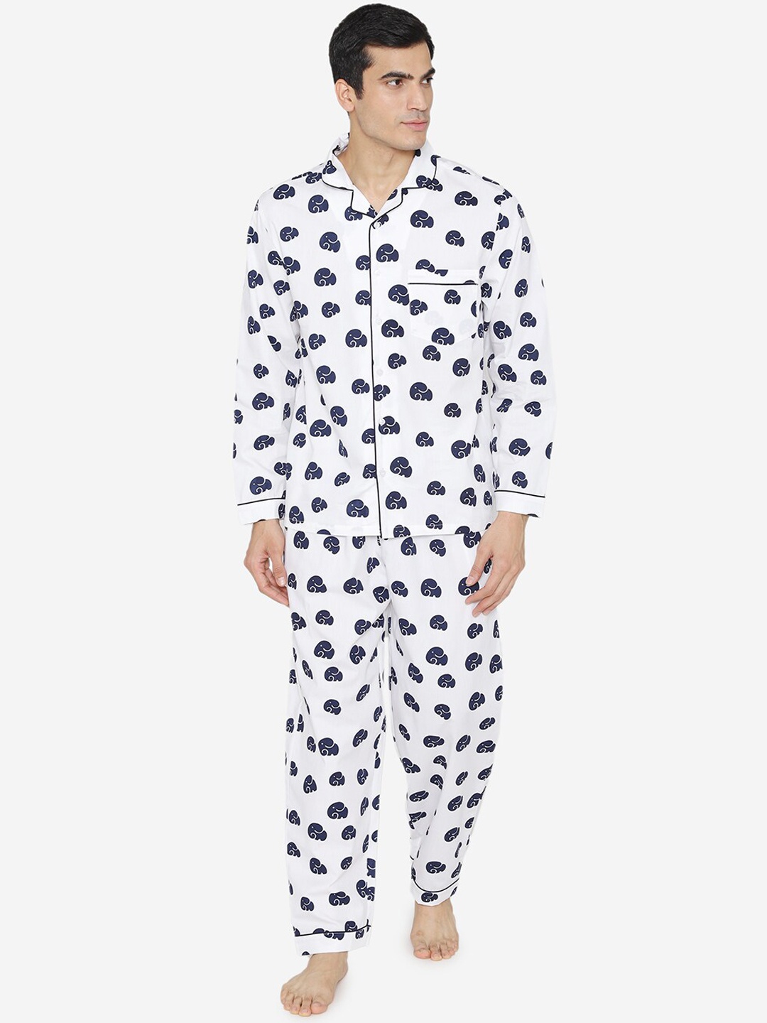 

Fluffalump Men White & Navy Blue Printed Night suit