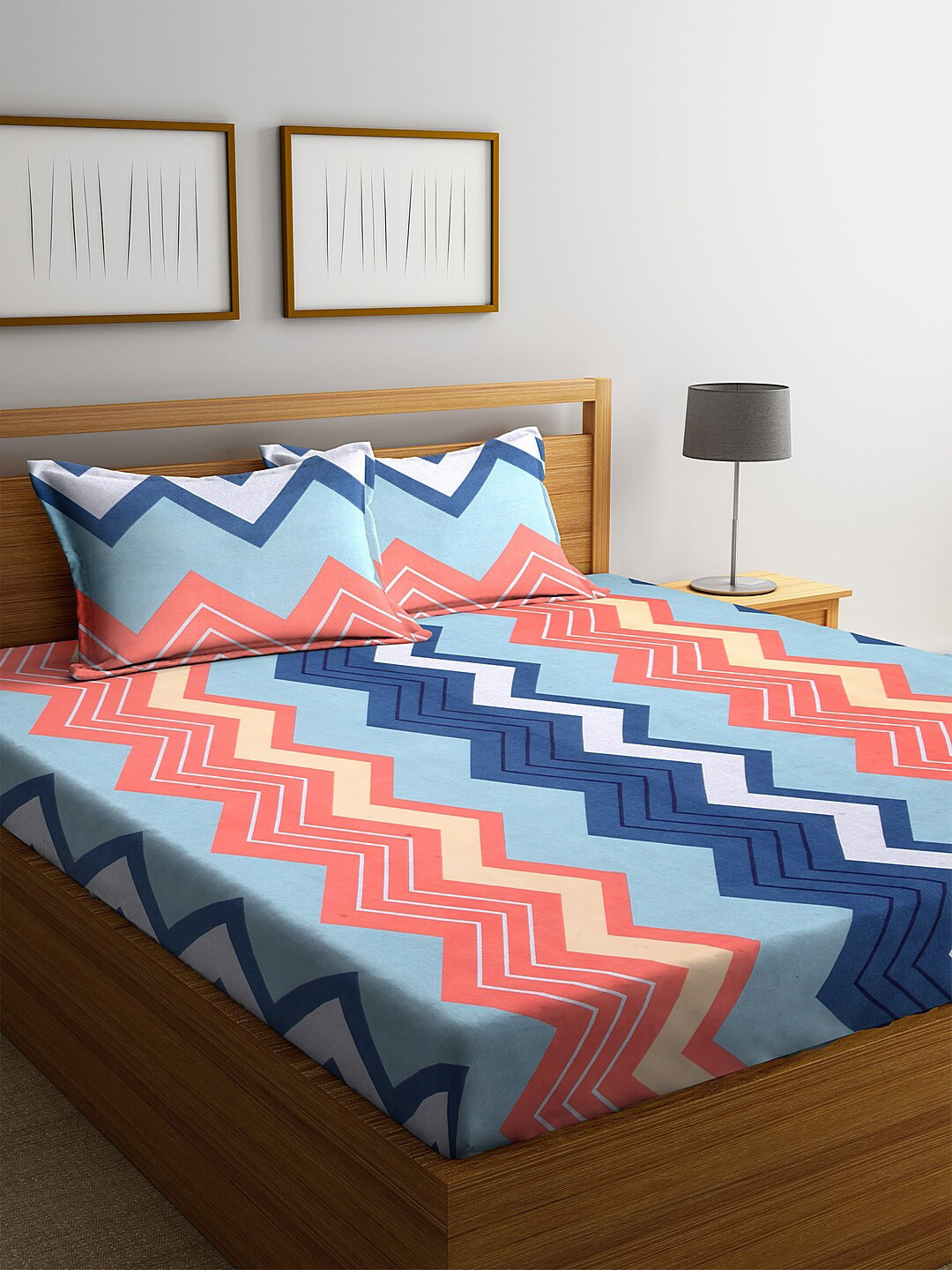

KLOTTHE Blue & Pink Abstract 210 TC Cotton King Bedsheet with 2 Pillow Covers