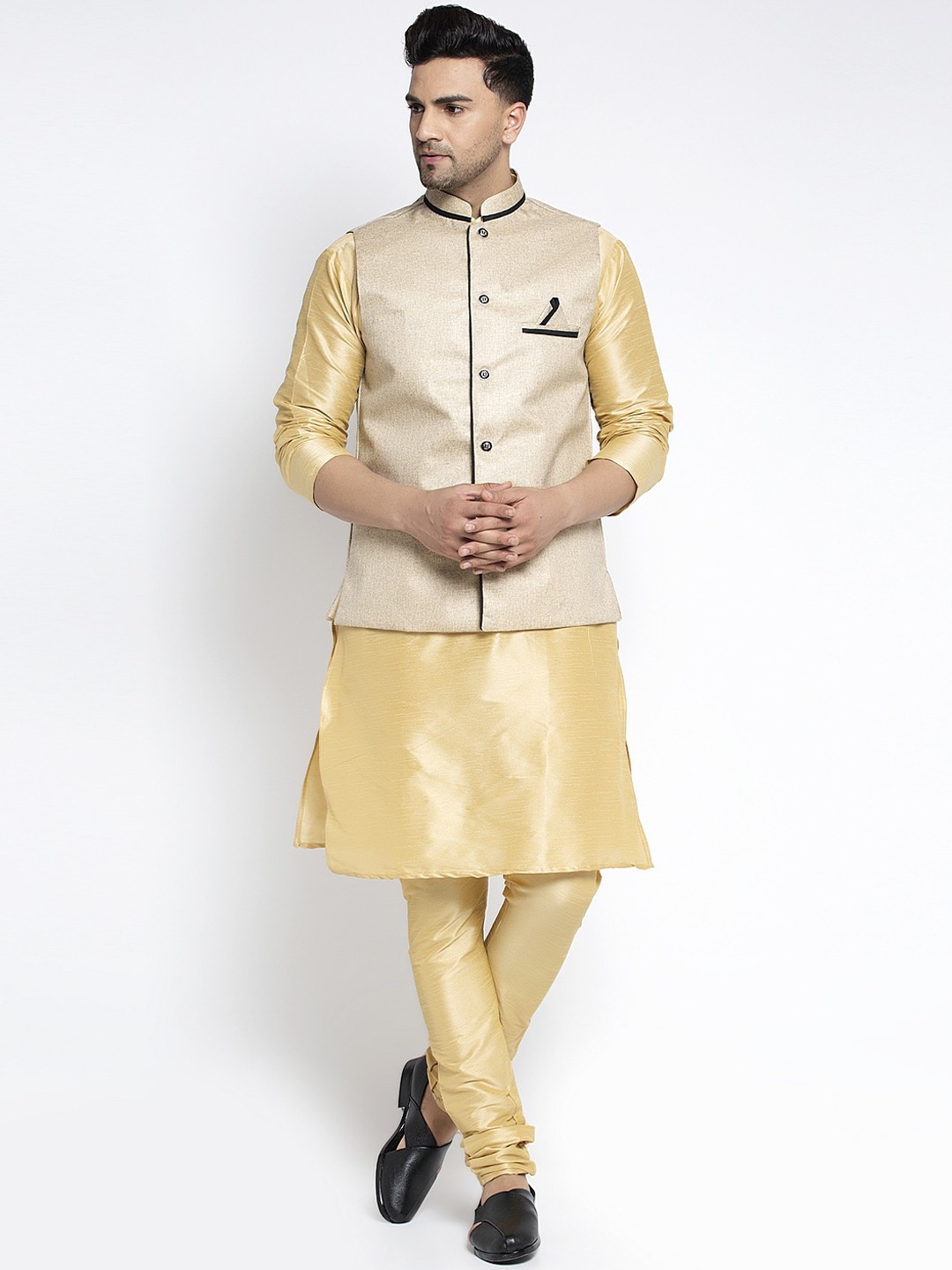 

Benstoke Men Gold-Toned Solid Kurta with Churidar