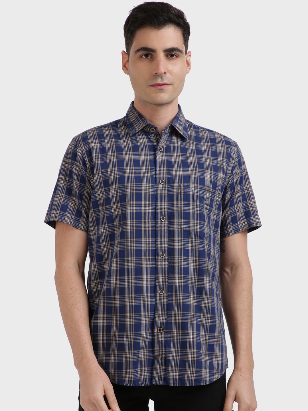 

ColorPlus Men Blue Tailored Fit Checked Casual Shirt