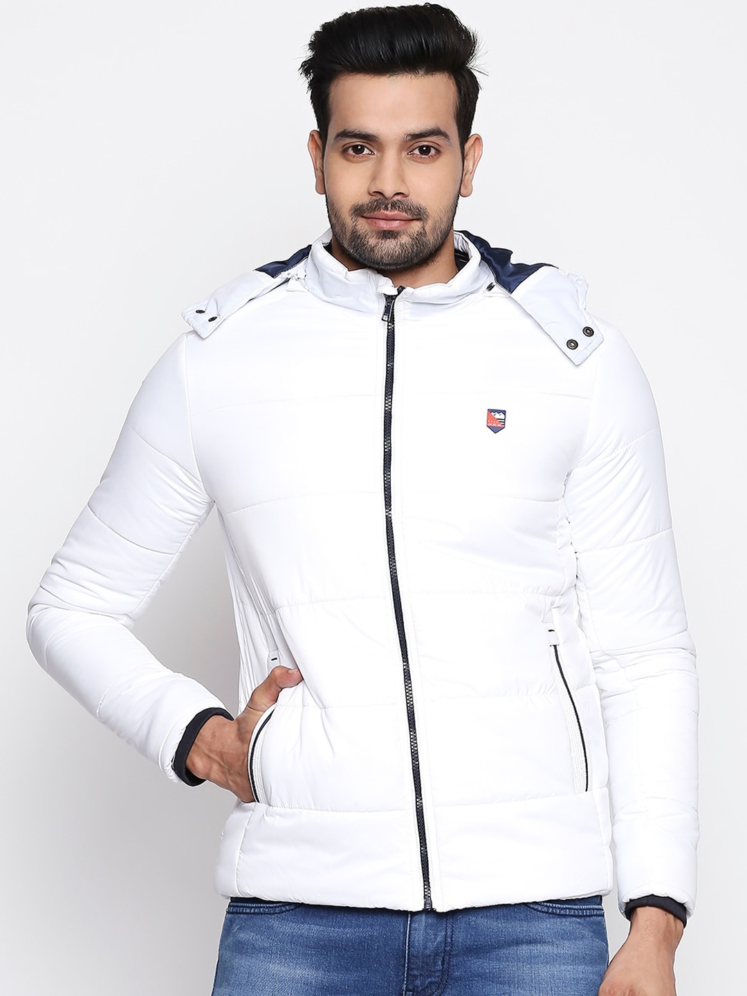 

People Men White Solid Quilted Jacket