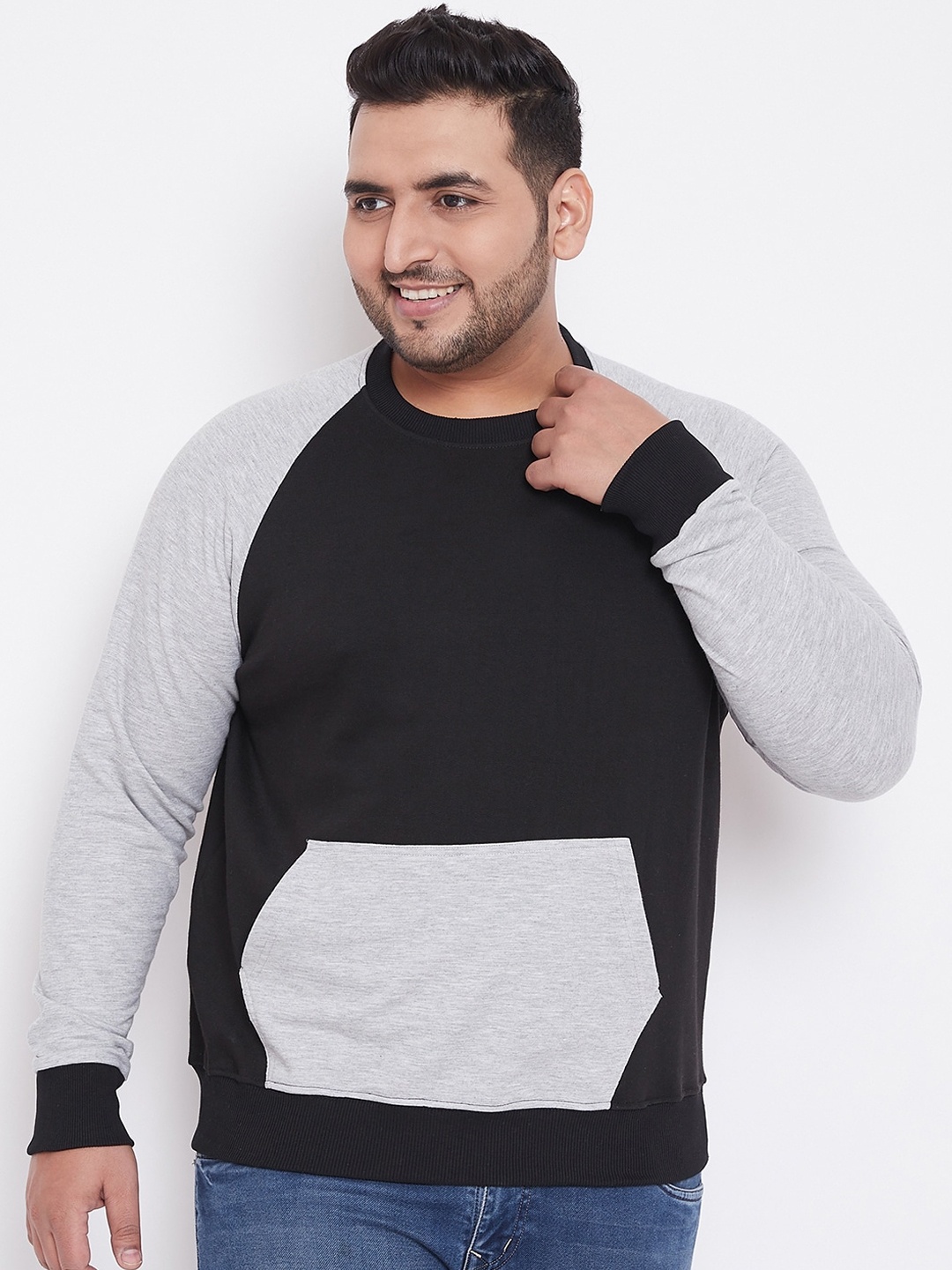 

bigbanana Men Black & Grey Colourblocked Sweatshirt