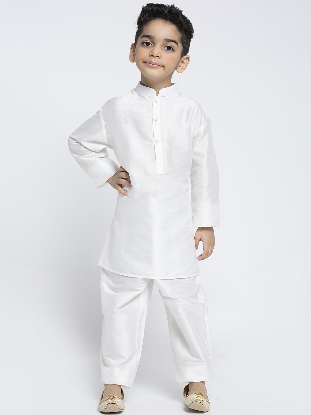 

MAXENCE Boys White Solid Silk Kurta with Salwar