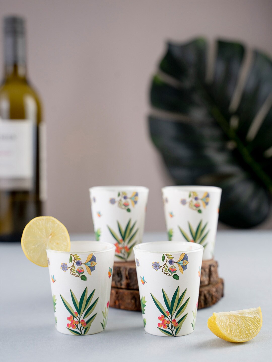 

KOLOROBIA Set Of 4 White & Green Vibrant Bliss Shot Glasses 30 ml