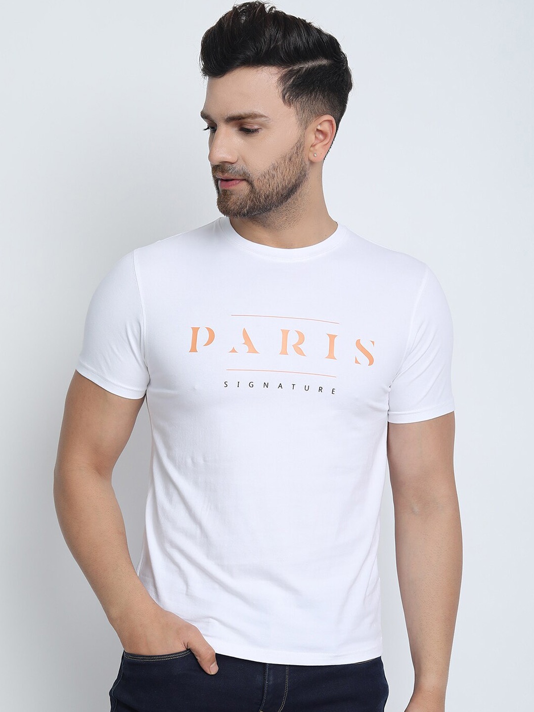

MERLOT Men White Printed Round Neck T-shirt