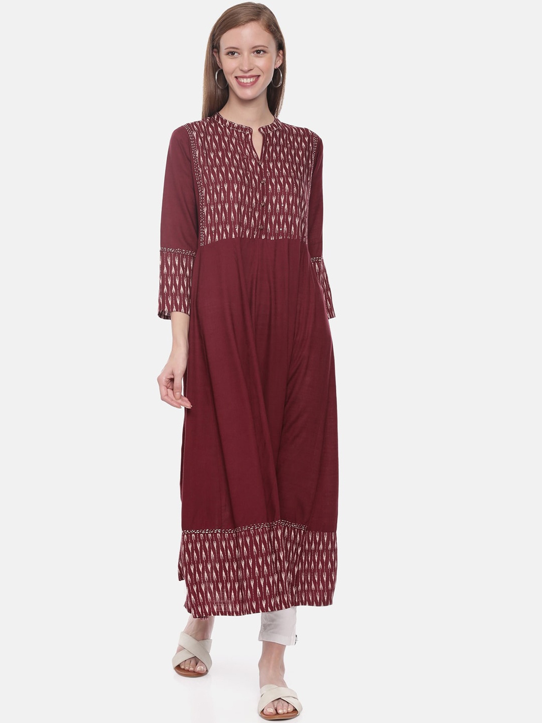 

Neerus Women Burgundy & Beige Woven Design Straight Kurta